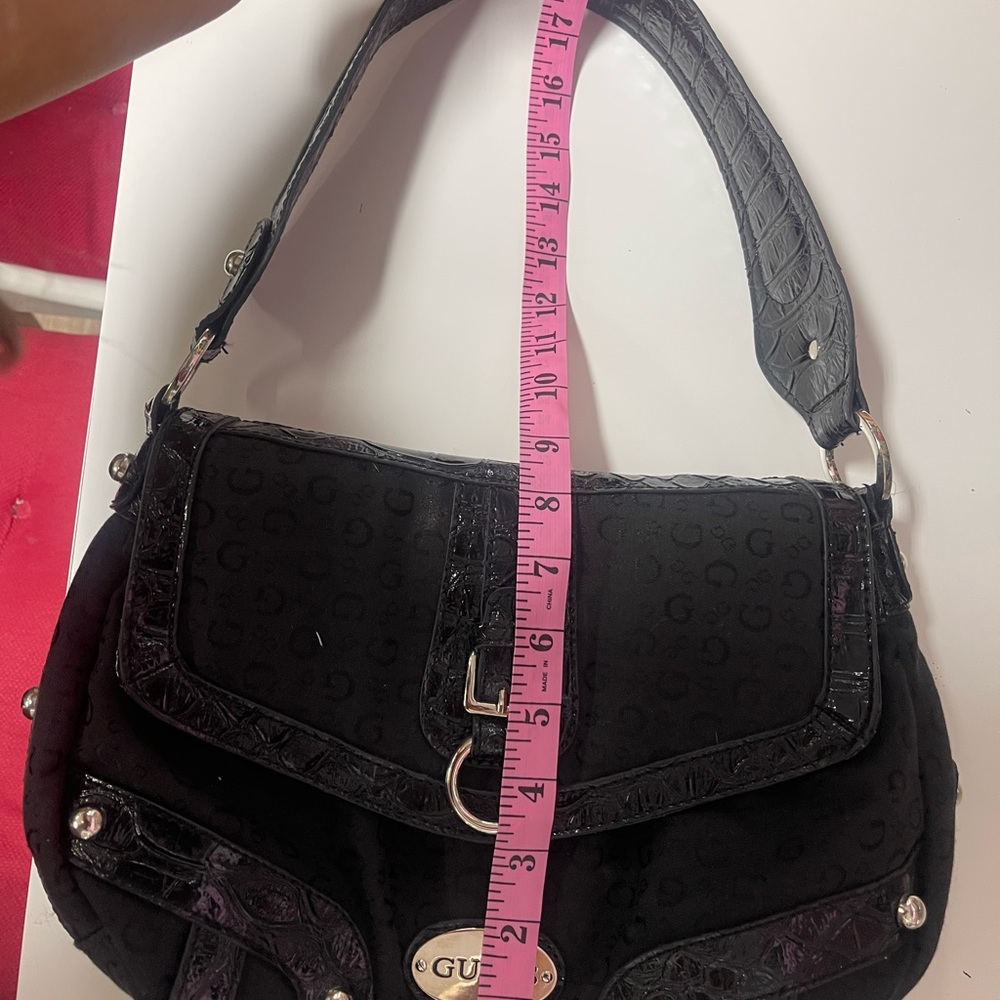 Guess Black Patterned Shoulder Bag - Picture 3 of 15